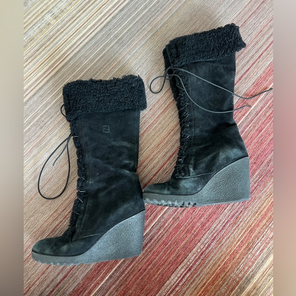 Fendi Suede Winter Boots with Shearling Top - Picture 7 of 13
